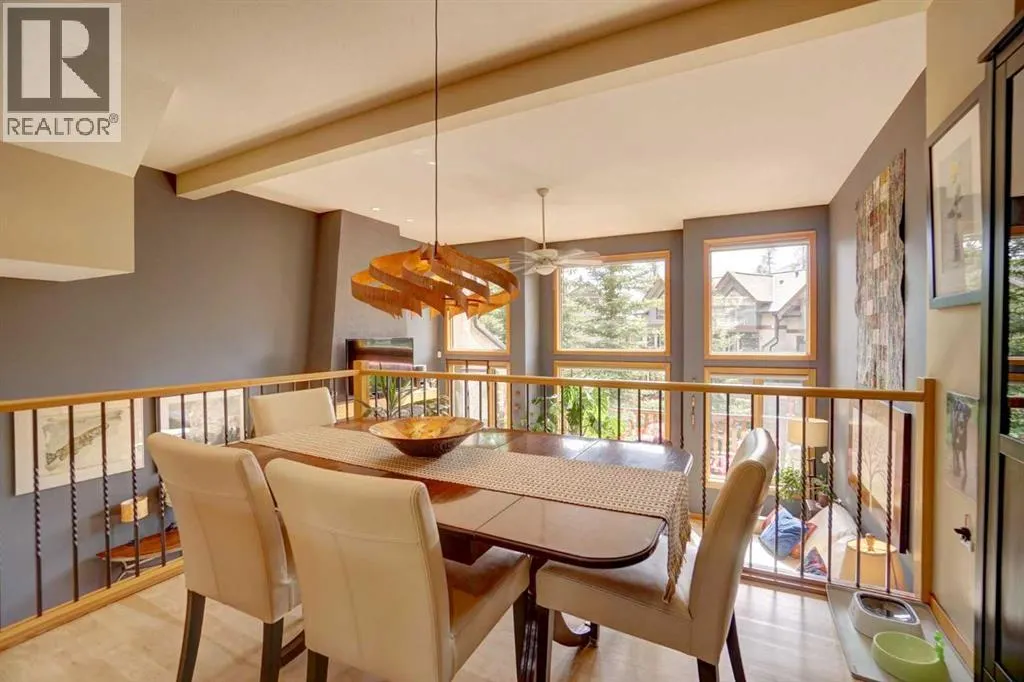 27, 137 Wapiti Close NE