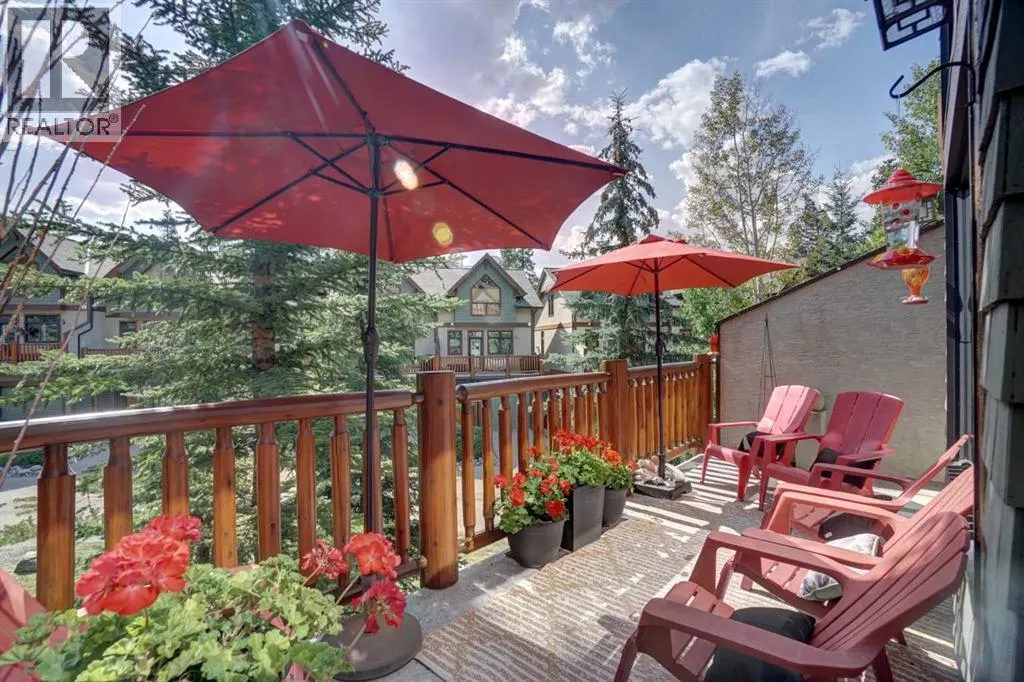 27, 137 Wapiti Close NE