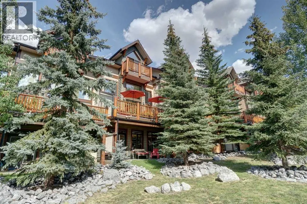 27, 137 Wapiti Close NE