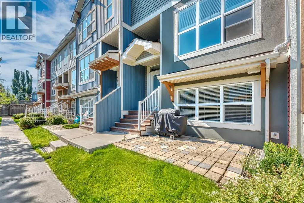709, 10 Auburn Bay Avenue SE