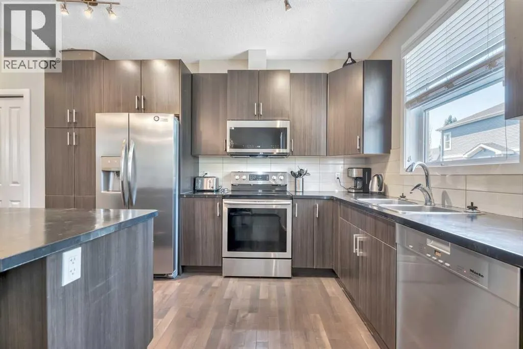 709, 10 Auburn Bay Avenue SE