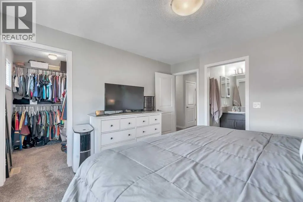 709, 10 Auburn Bay Avenue SE