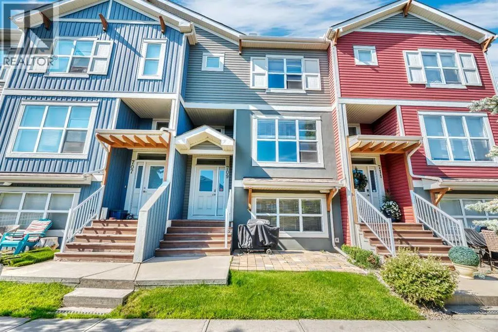 709, 10 Auburn Bay Avenue SE