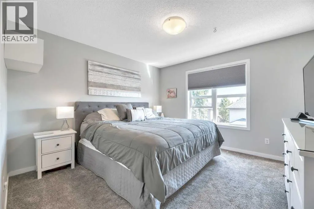 709, 10 Auburn Bay Avenue SE