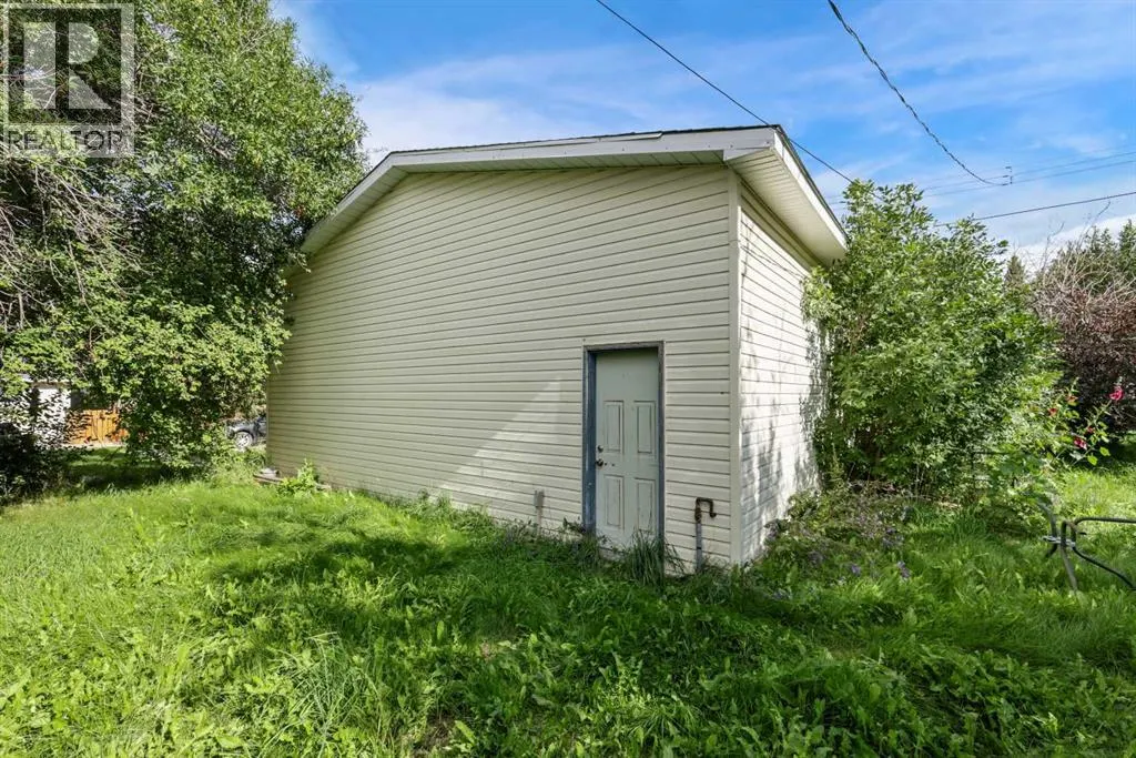 123 Waddy Lane
