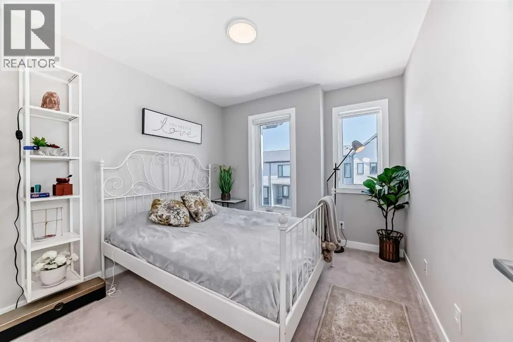 605 Evanston Link NW