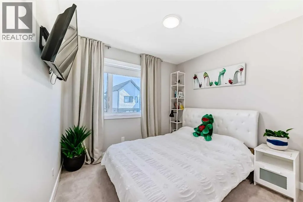 605 Evanston Link NW