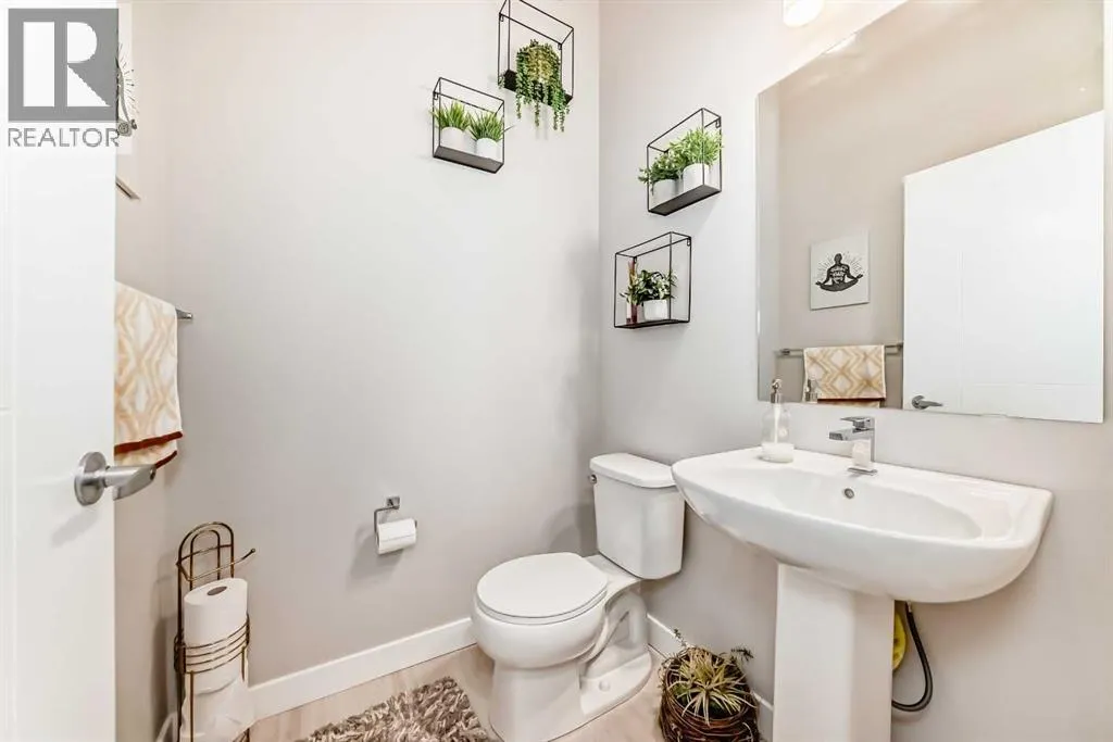 605 Evanston Link NW