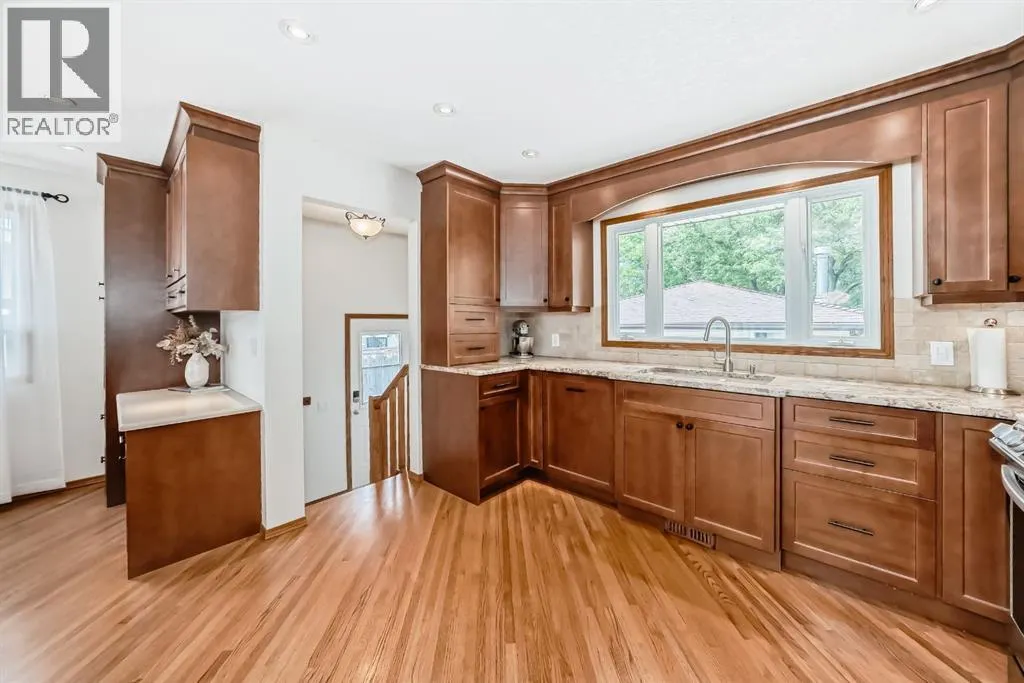 5556 Dalhart Hill NW