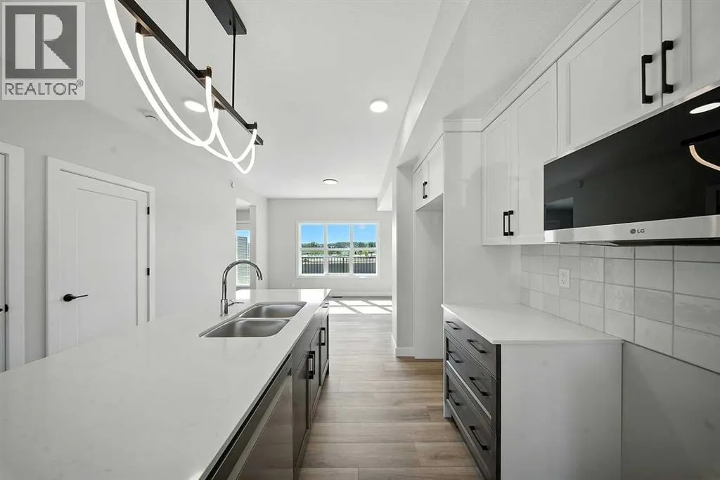 15 Gray Close