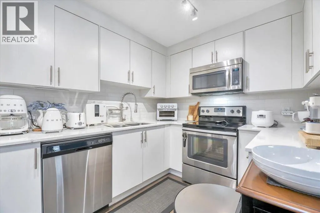 1210, 302 SKYVIEW RANCH Drive