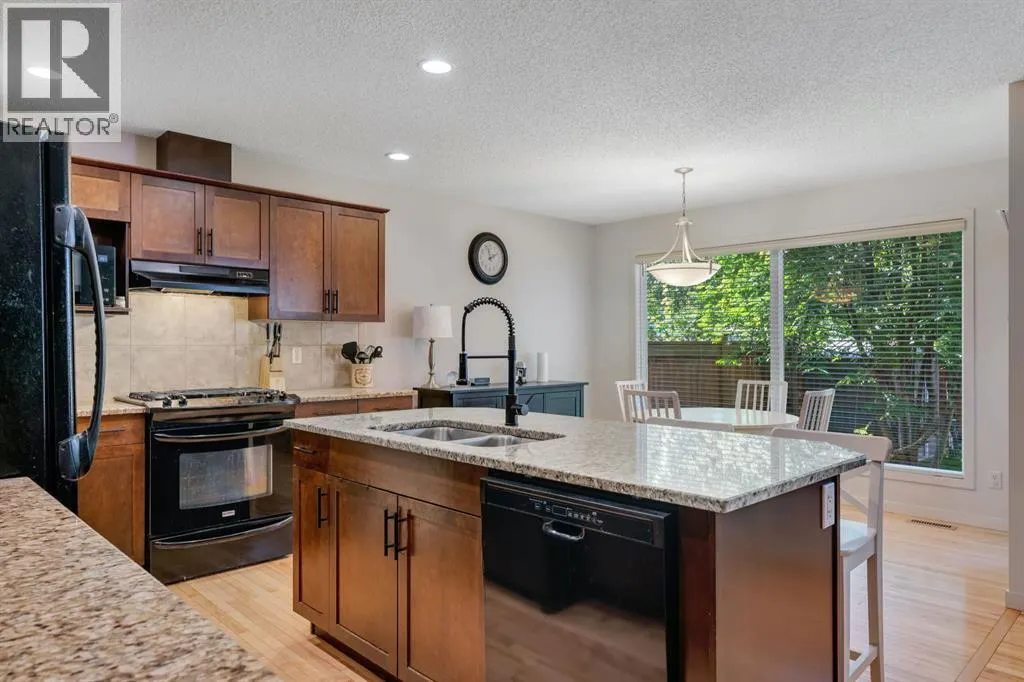 240 Silverado Range Heights SW