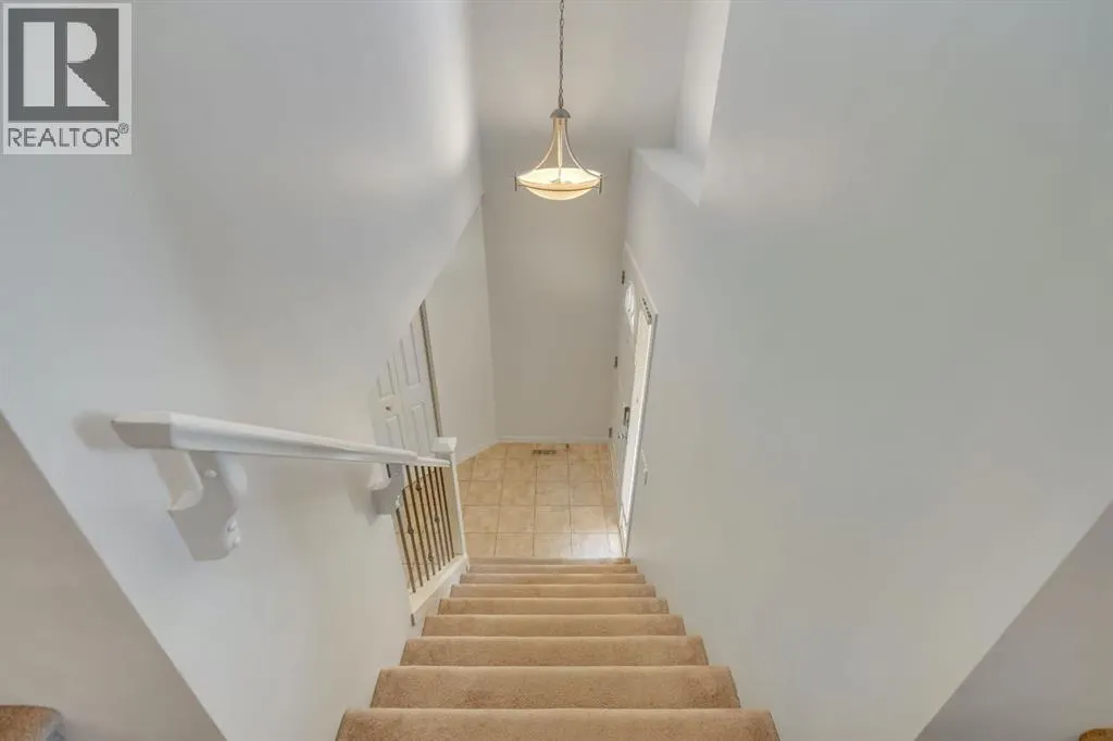 240 Silverado Range Heights SW