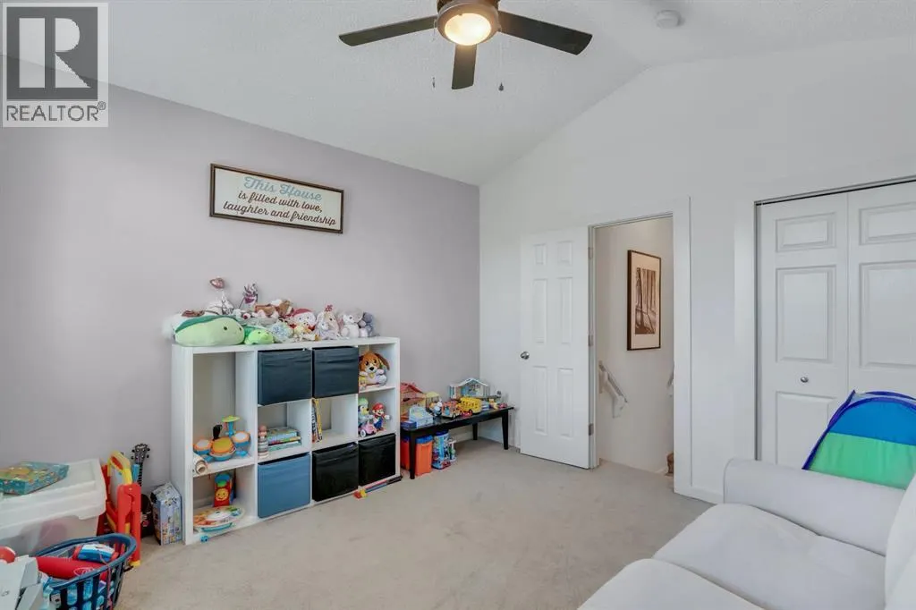 240 Silverado Range Heights SW