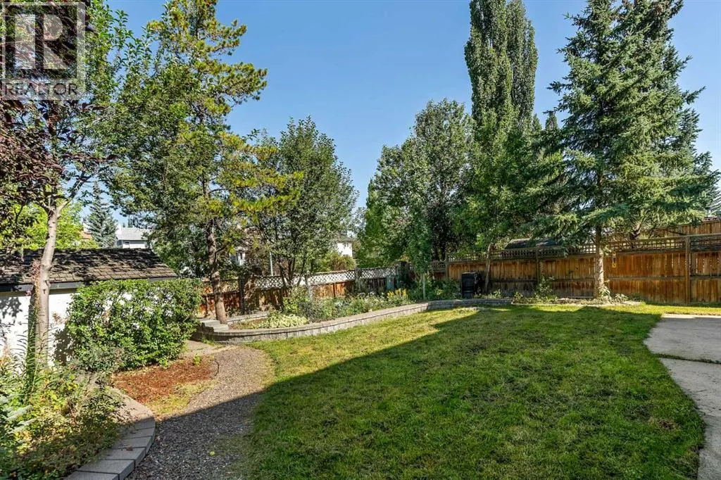 123 Scenic Park Crescent NW