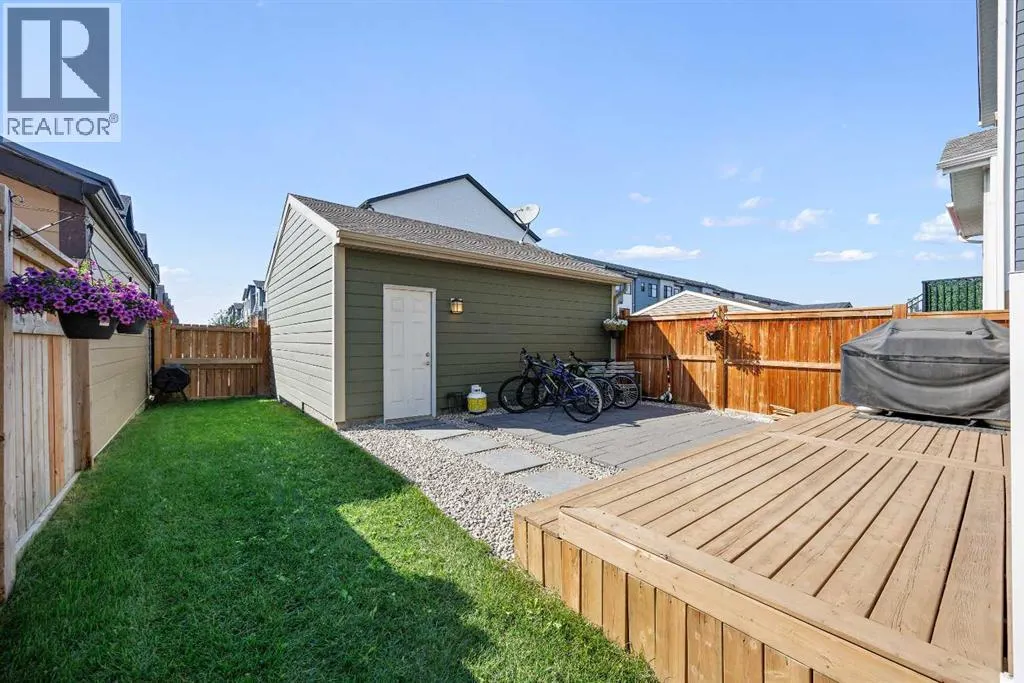 63 Masters Manor SE