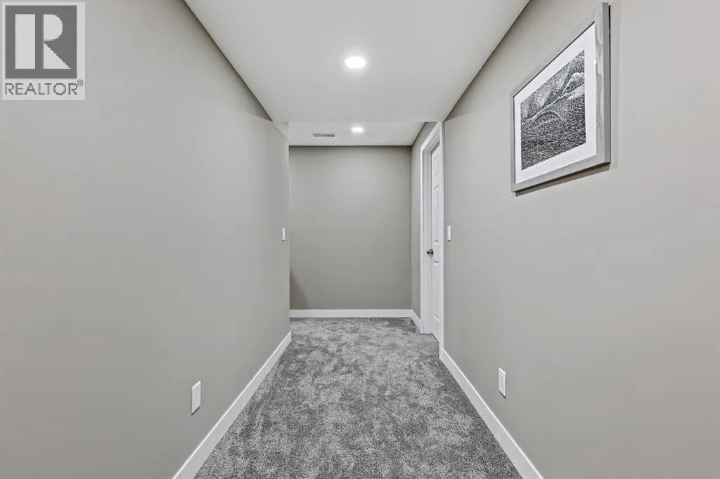 82 Erin Grove SE