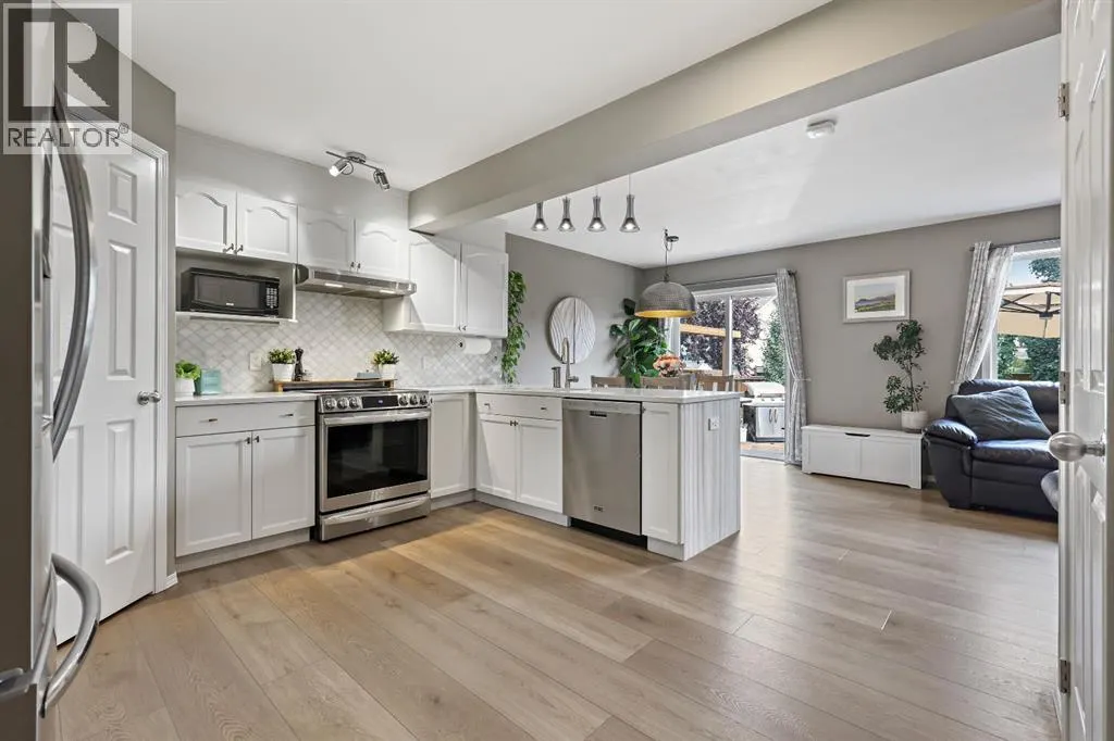 82 Erin Grove SE