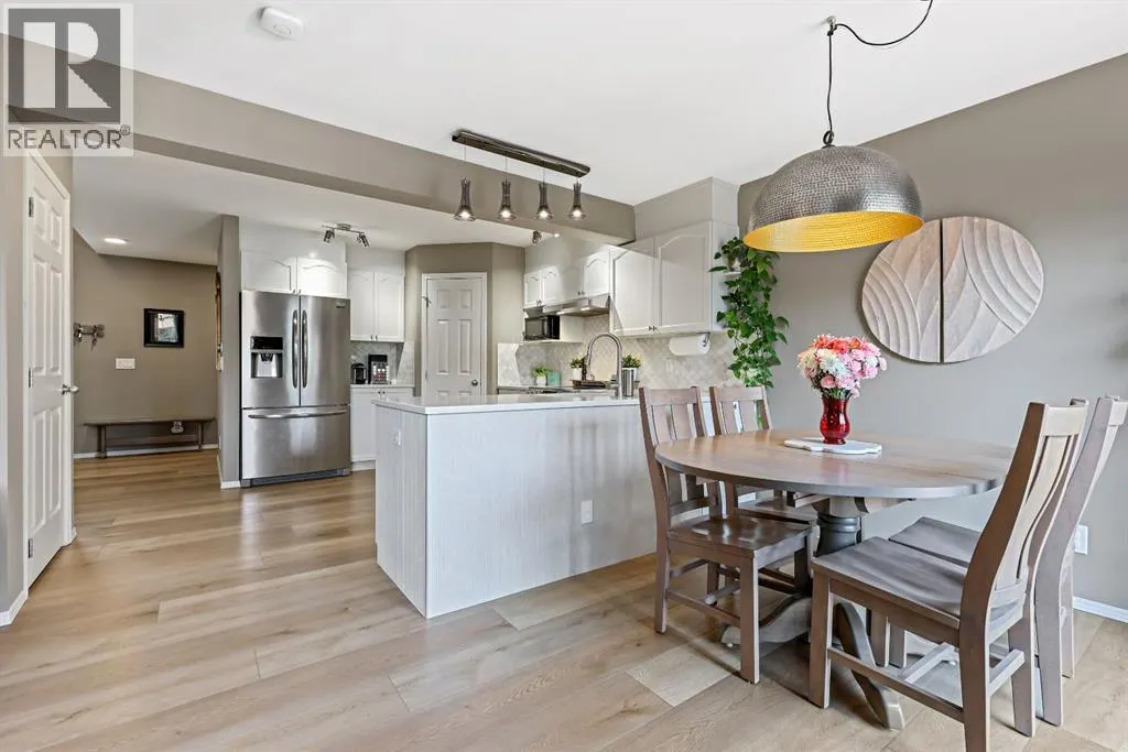 82 Erin Grove SE
