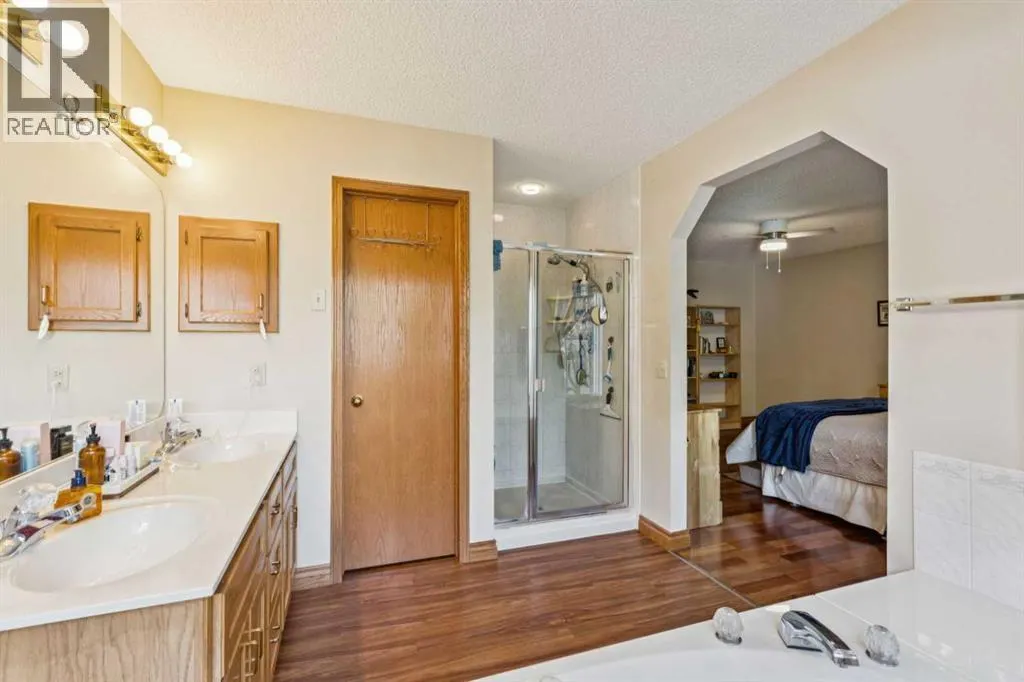 44 Valley Meadow Close NW