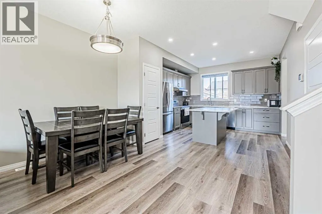 145 Corner Ridge Mews NE