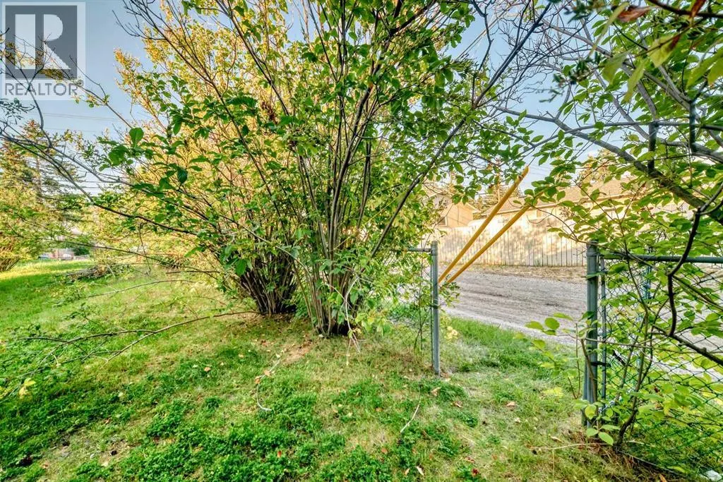 26 Dalgetty Place NW