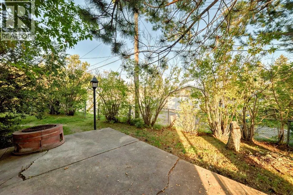 26 Dalgetty Place NW