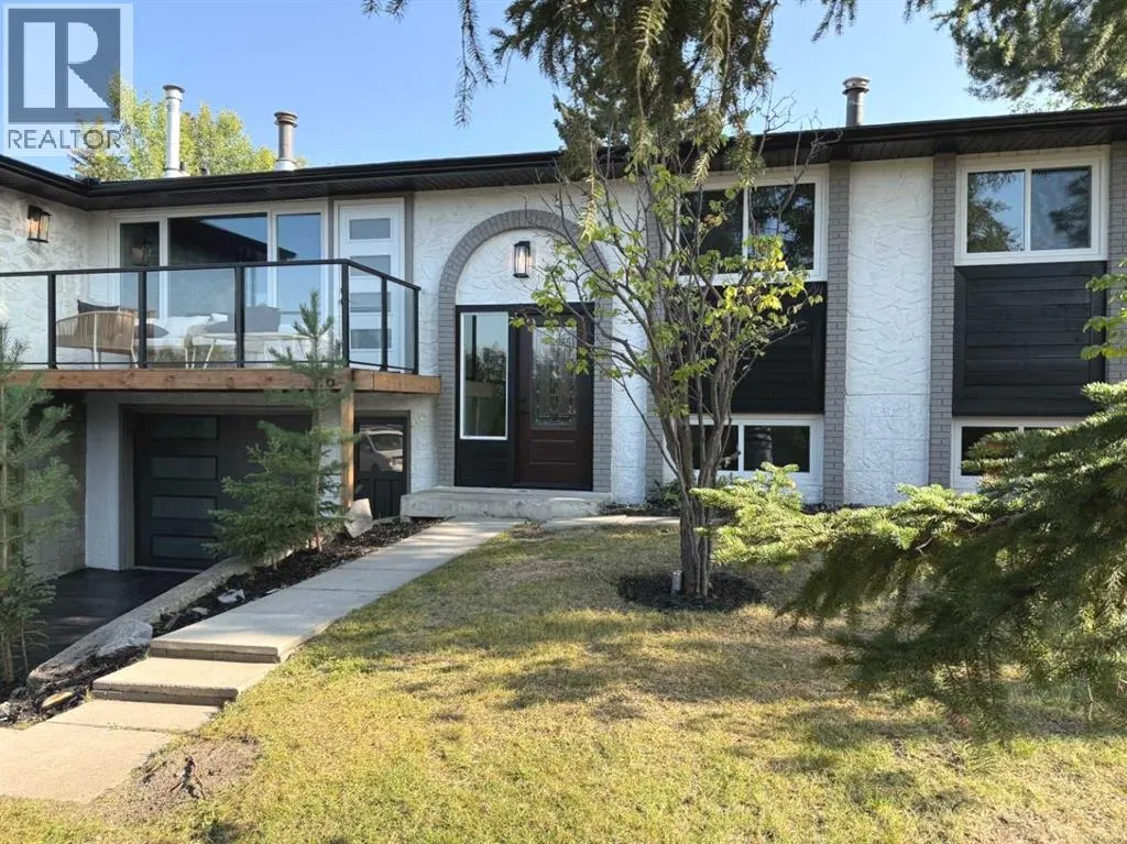 26 Dalgetty Place NW