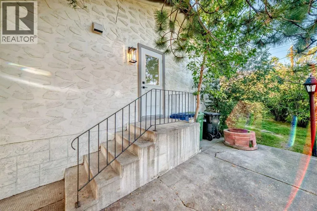 26 Dalgetty Place NW