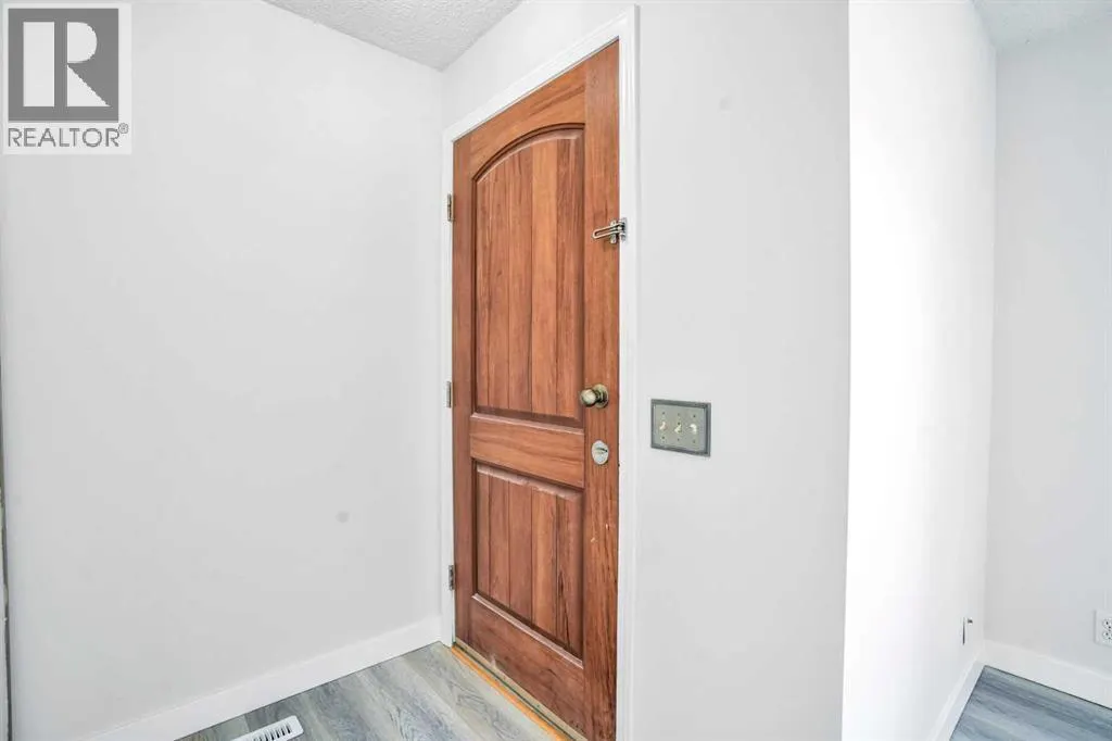 171 erin ridge Road SE