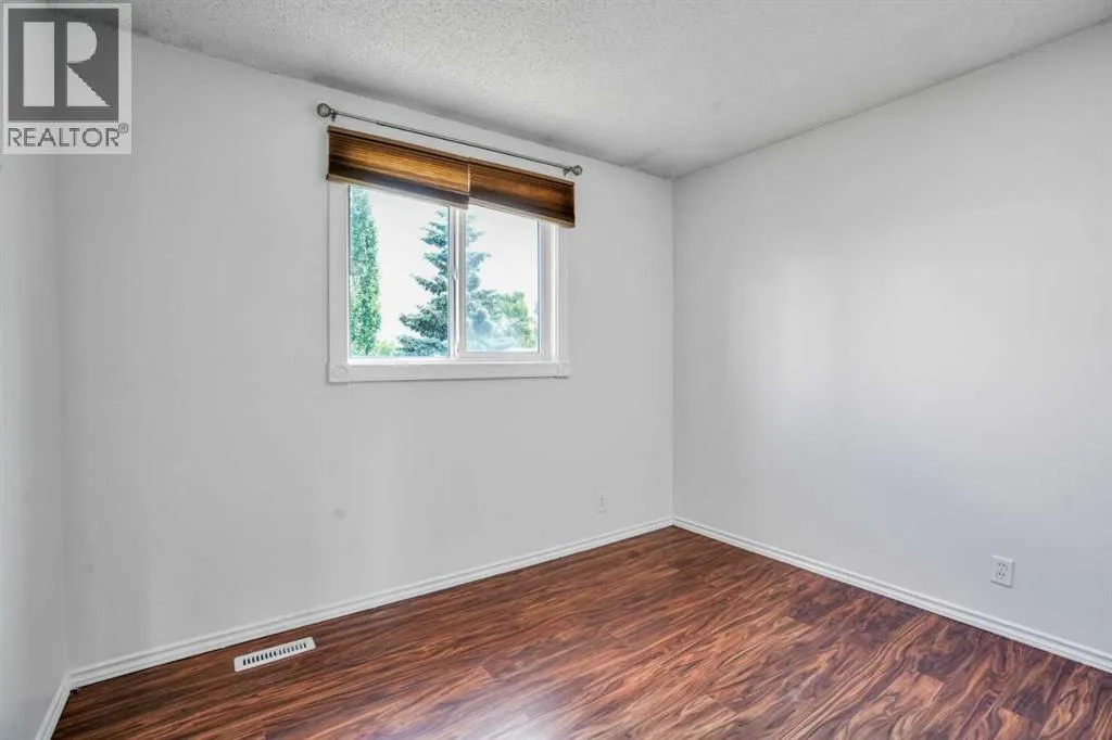 171 erin ridge Road SE