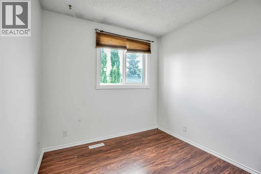 171 erin ridge Road SE
