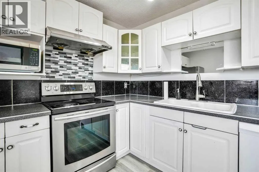 171 erin ridge Road SE