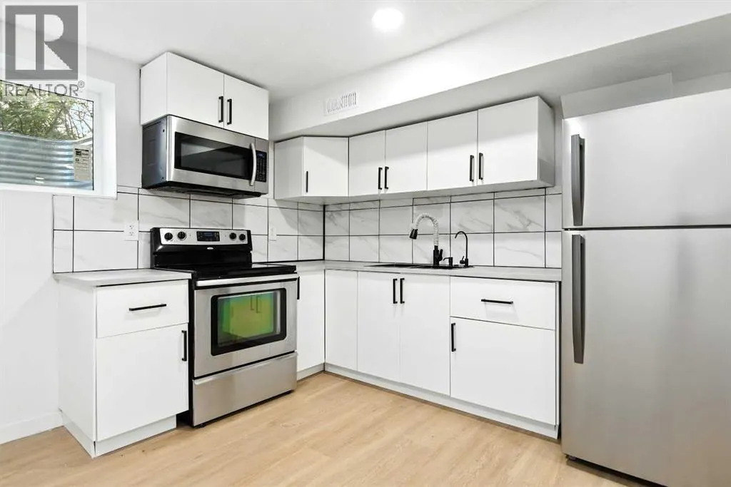 3 Stanhope Avenue
