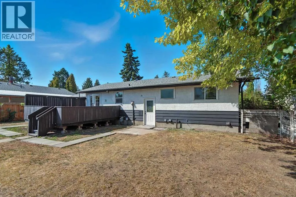 3 Stanhope Avenue