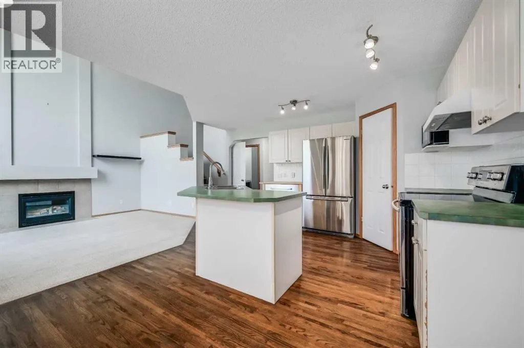 25 Somerglen Park SW