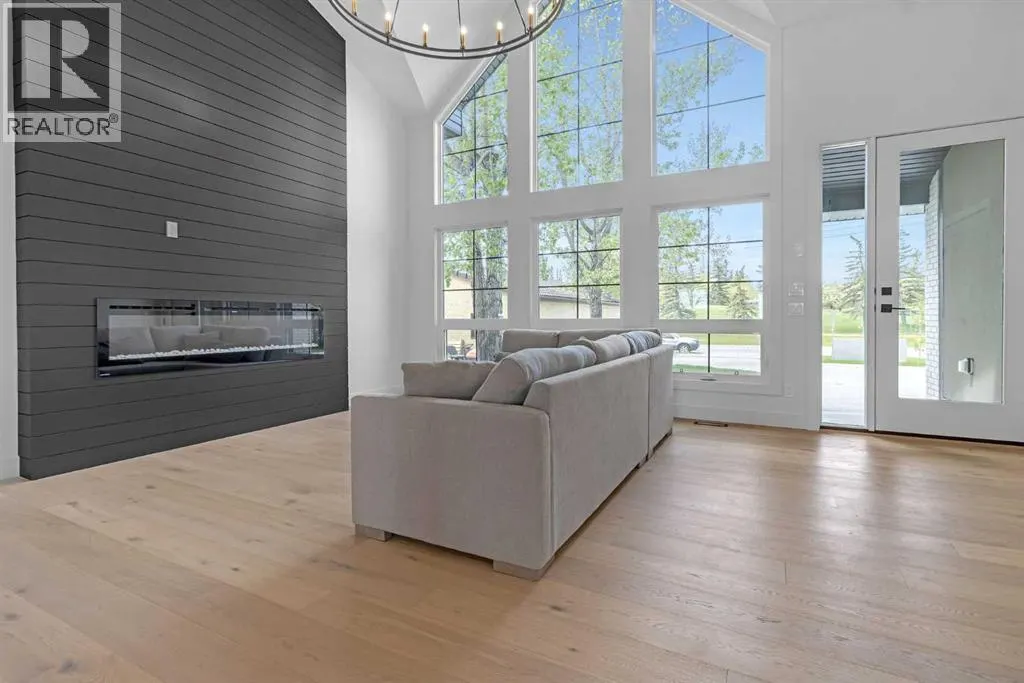 340 West Chestermere Drive