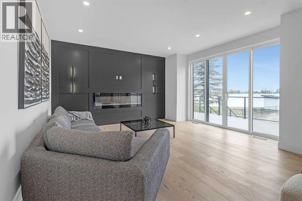 340 West Chestermere Drive