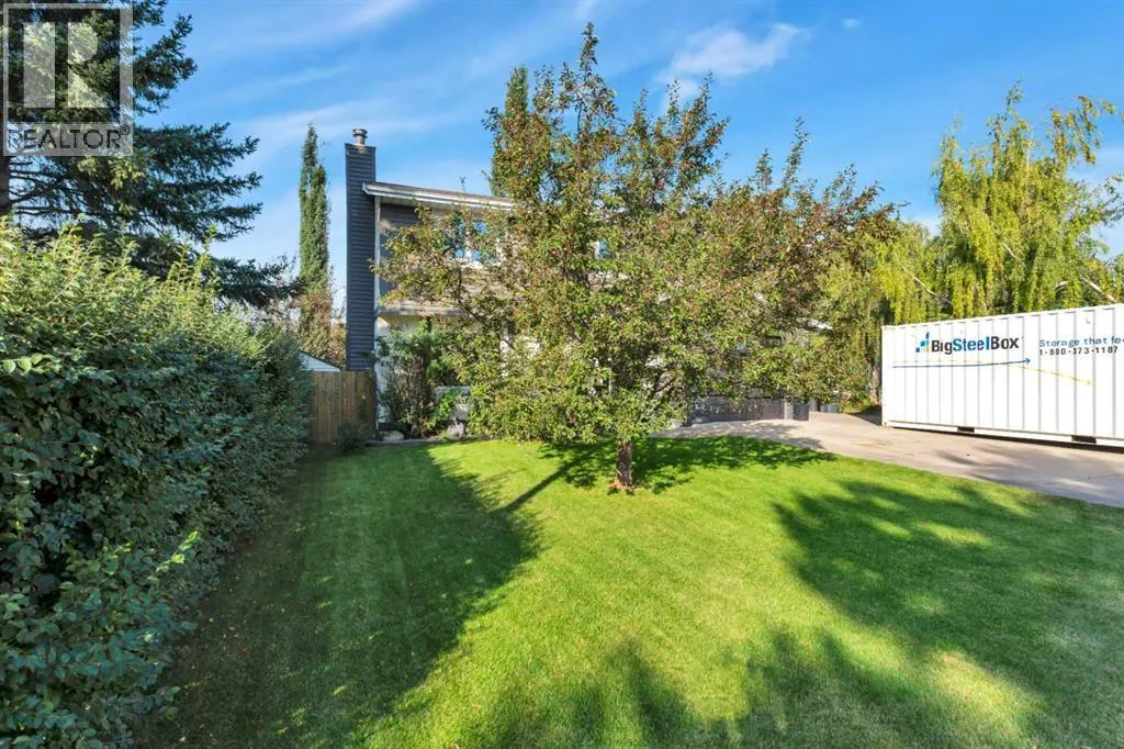 56 Lakeview Crescent