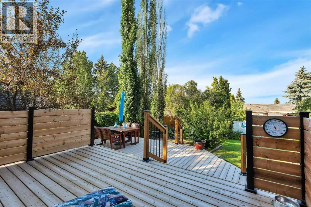 56 Lakeview Crescent