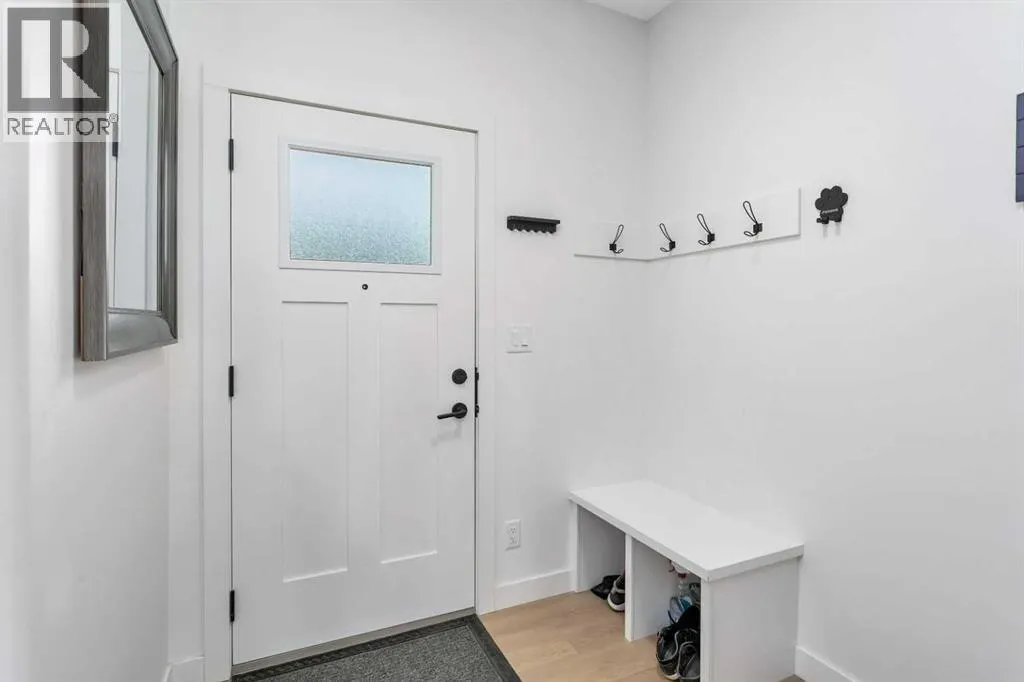 25 Inglis Crescent