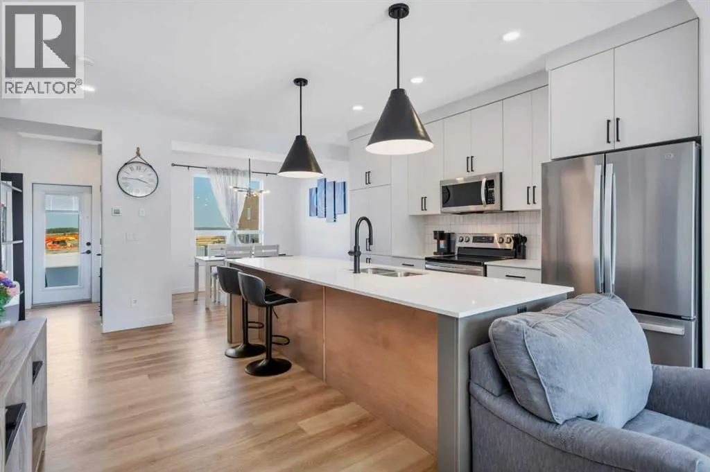 25 Inglis Crescent