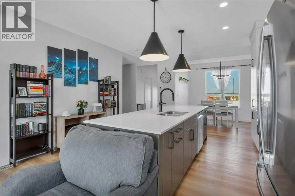 25 Inglis Crescent