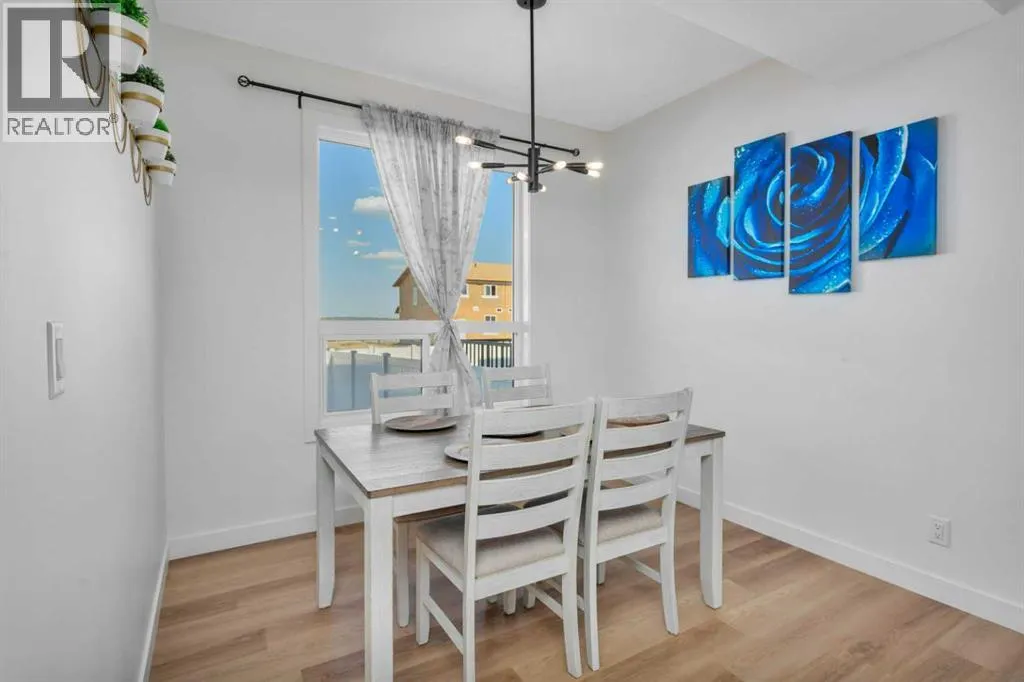 25 Inglis Crescent