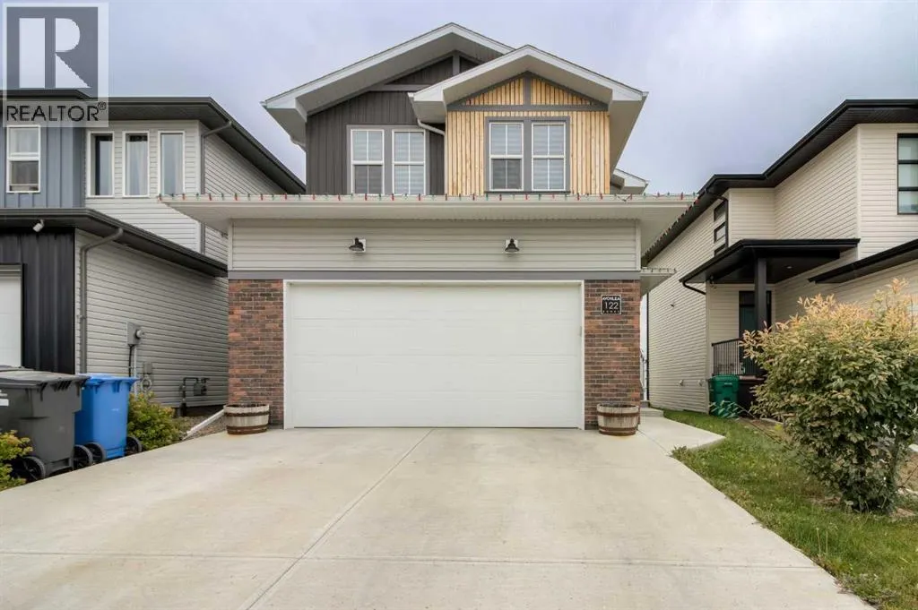 122 Greywolf Road N