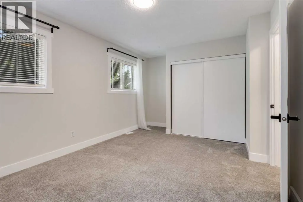 16 Millrise Green SW