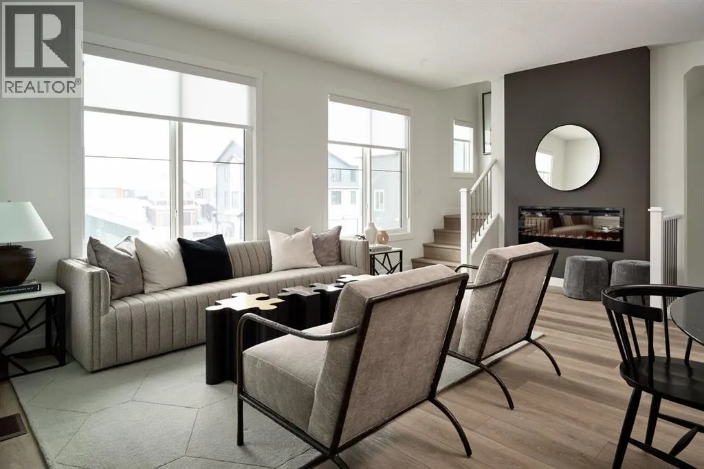 229, 380 Seton Villas SE