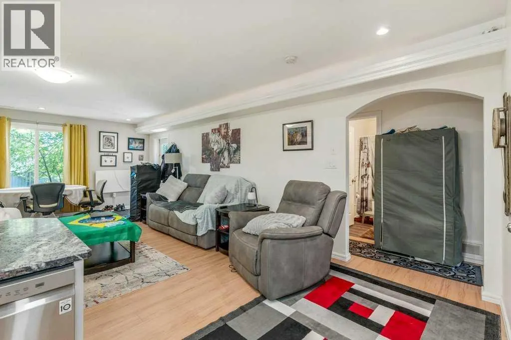 214 Mt Sundance Crescent