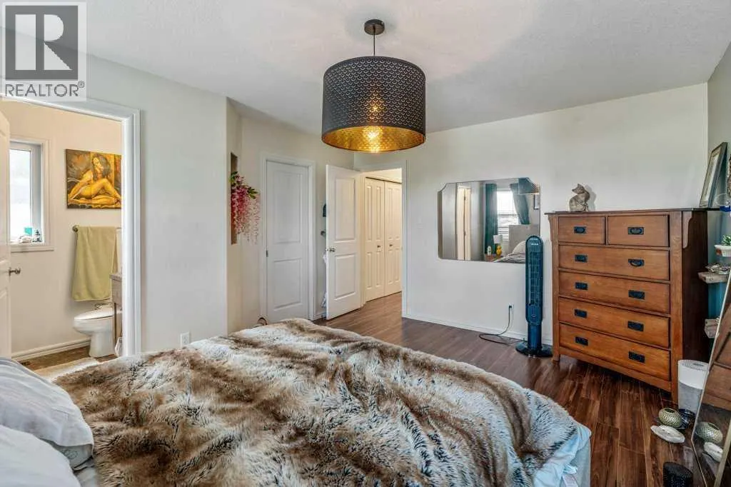 214 Mt Sundance Crescent