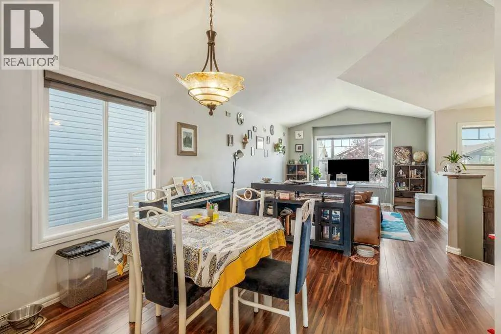 214 Mt Sundance Crescent